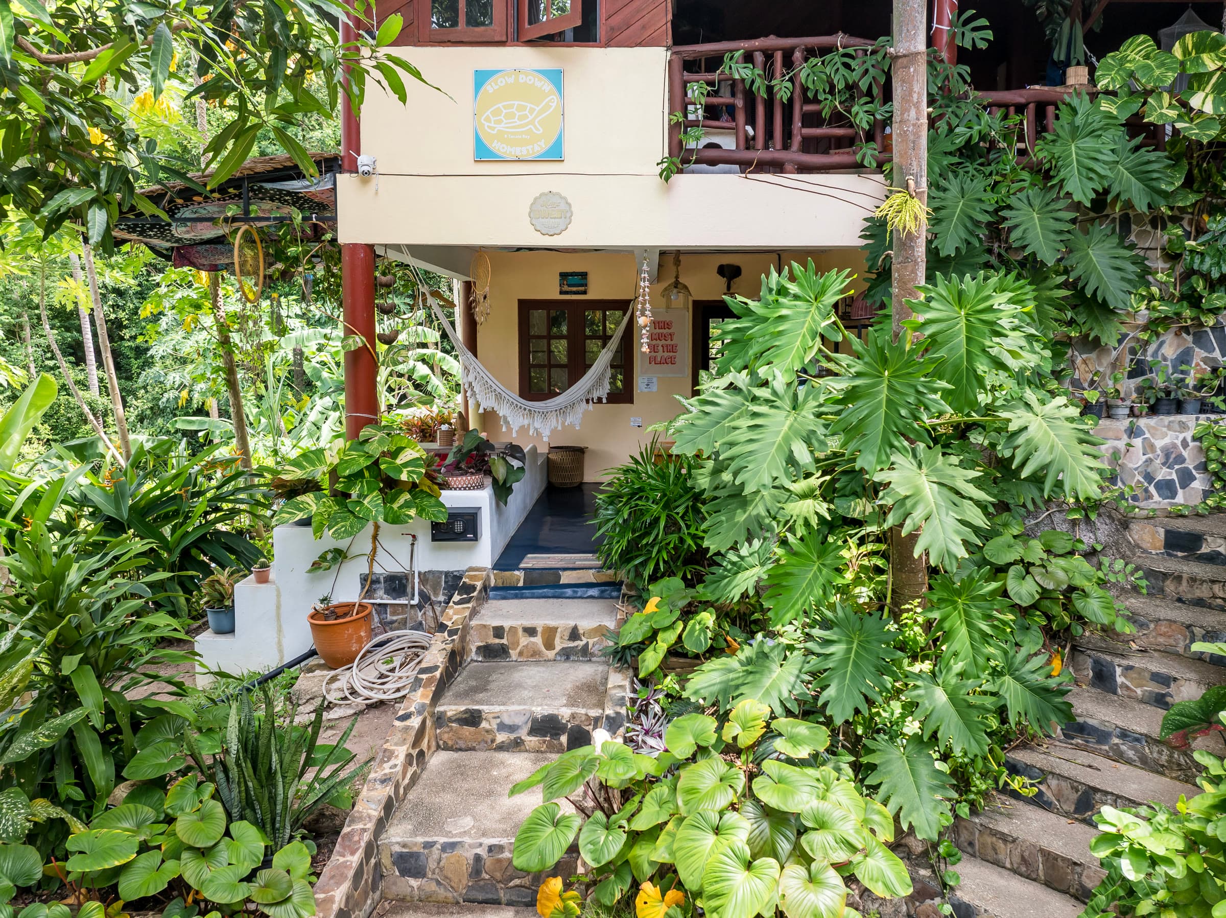 Slow-Down Homestay Koh Tao 2